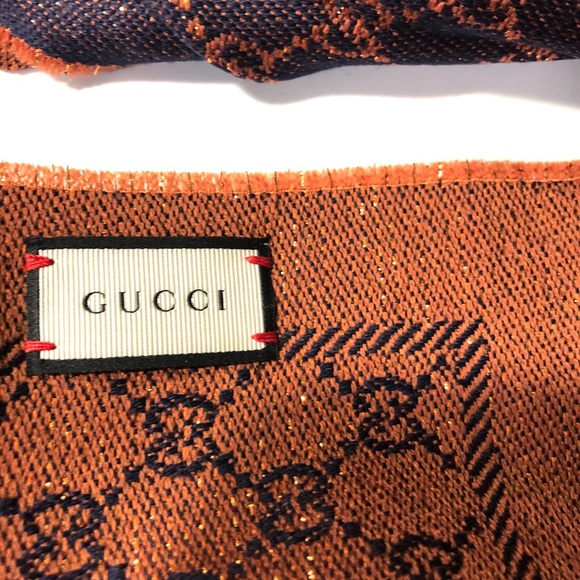 2hrs sale❤️Gucci metallic shawl 💝 - Picture 7 of 10